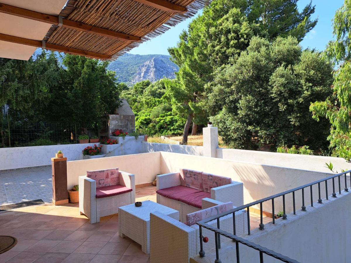Domus De Mare Appartement Cala Gonone Buitenkant foto